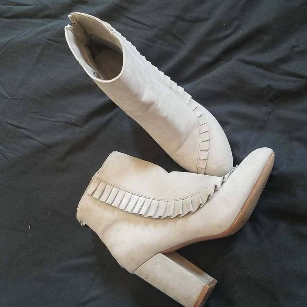 Chunky heel Booties